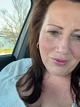 Snapshot of xsexycurvymilf chatting on March 8, 2025, 12:52 pm xsexycurvymilf online show from March 8, 2025, 12:52 pm