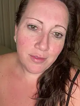 Snapshot of xsexycurvymilf chatting on March 20, 2025, 6:42 pm xsexycurvymilf online show from March 20, 2025, 6:42 pm