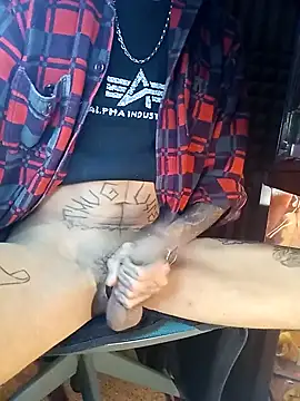 Themadhatter90 online show from February 3, 2025, 12:25 am