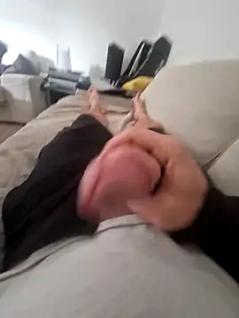 MarkBigDick35 online show from October 18, 2025, 2:41 pm