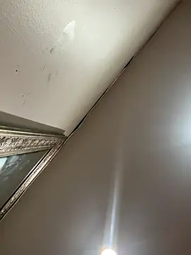 Your Going2Luv Me online show from November 1, 2025, 2:07 am