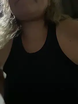 Snapshot of Jlo_69 chatting on March 9, 2025, 10:19 pm Jlo 69 online show from March 9, 2025, 10:19 pm