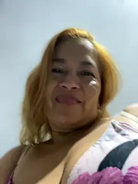 Snapshot of Jlo_69 chatting on September 16, 2025, 3:18 am Jlo 69 online show from September 16, 2025, 3:18 am