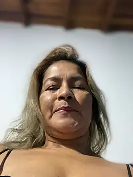 Snapshot of Jlo_69 chatting on February 23, 2025, 3:24 am Jlo 69 online show from February 23, 2025, 3:24 am