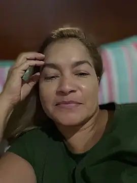 Snapshot of Jlo_69 chatting on January 8, 2025, 2:46 am Jlo 69 online show from January 8, 2025, 2:46 am