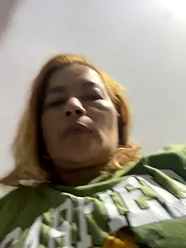 Snapshot of Jlo_69 chatting on September 20, 2025, 3:22 am Jlo 69 online show from September 20, 2025, 3:22 am