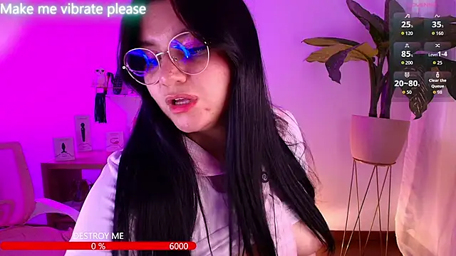 Snapshot of catha_cat chatting on November 12, 2025, 6:34 pm catha cat online show from November 12, 2025, 6:34 pm