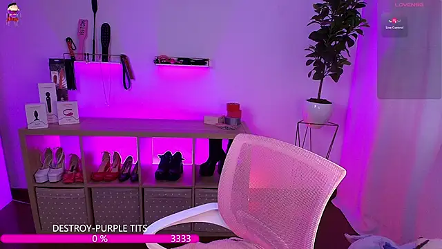 catha cat online show from March 18, 2026, 5:14 pm