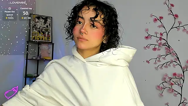 Snapshot of sami_monroe chatting on May 12, 2026, 12:55 pm sami monroe online show from May 12, 2026, 12:55 pm