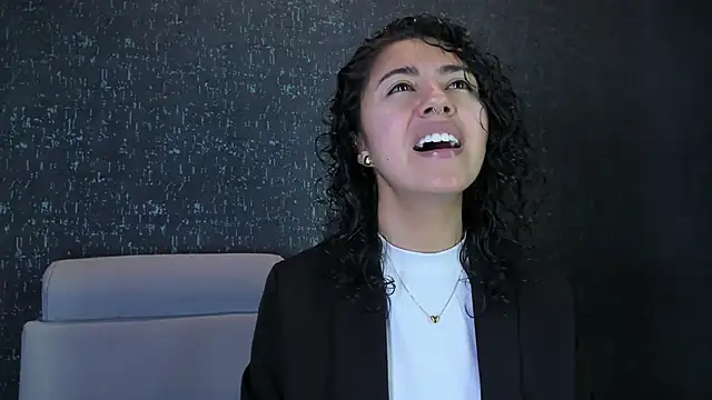 Amareto  online show from January 15, 2026, 9:56 am