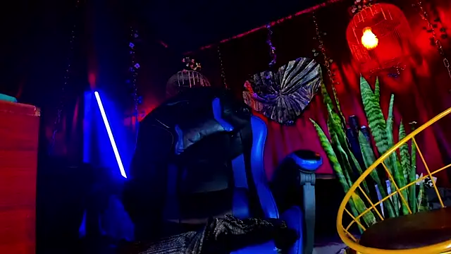 LatinMilk  online show from January 10, 2026, 9:43 pm