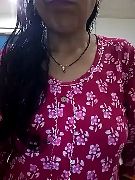 Hot-Shivani online show from February 28, 2025, 9:01 pm