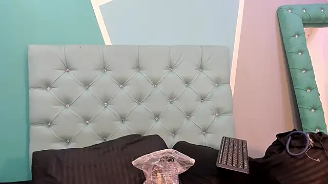 Snapshot of AlondraFerri1 chatting on January 26, 2025, 7:20 pm AlondraFerri1 online show from January 26, 2025, 7:20 pm