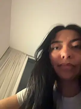 Snapshot of PetitLumiere chatting on October 10, 2025, 3:51 am PetitLumiere online show from October 10, 2025, 3:51 am