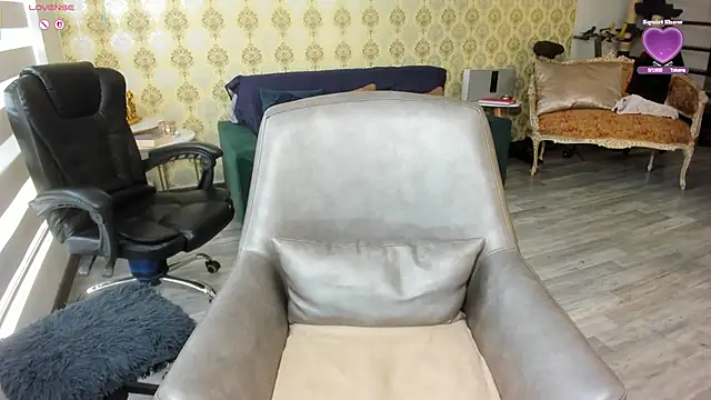  angelina class 7 online show from November 14, 2025, 3:05 pm