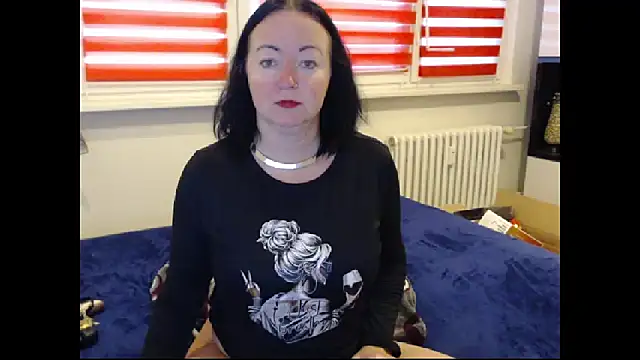 Alexie33 online show from November 26, 2025, 8:03 am