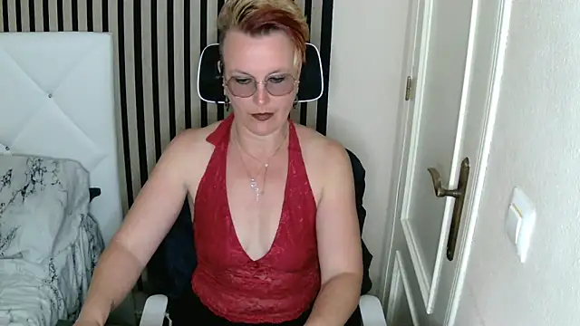 xxNoeliaxx online show from March 23, 2025, 7:42 am