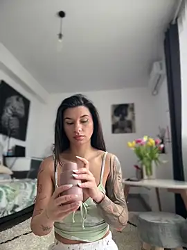 Simply the best online show from April 21, 2026, 7:48 am