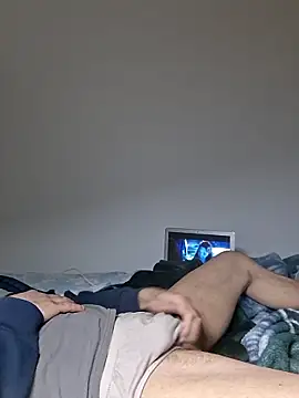 molozeb online show from December 22, 2025, 9:26 pm