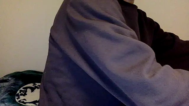 molozeb online show from December 4, 2025, 4:28 pm