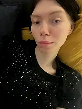 Lisaaa Alisa online show from December 20, 2025, 9:01 am