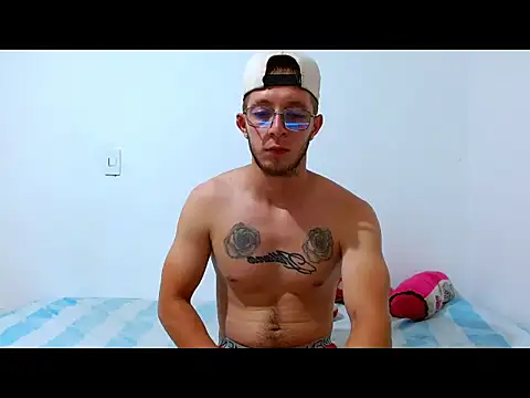 Snapshot of king-Randal chatting on September 25, 2025, 4:07 am king-Randal online show from September 25, 2025, 4:07 am