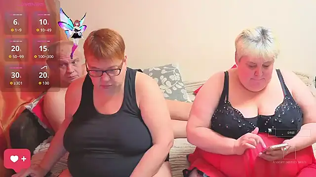 Snapshot of Klio5678 chatting on November 10, 2025, 10:53 am Klio5678 online show from November 10, 2025, 10:53 am