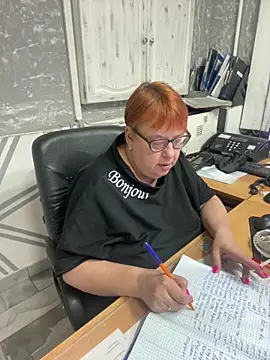 Klio5678 online show from April 5, 2026, 8:15 pm