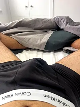 Snapshot of h0rnyguy001 chatting on September 17, 2025, 8:16 am h0rnyguy001 online show from September 17, 2025, 8:16 am