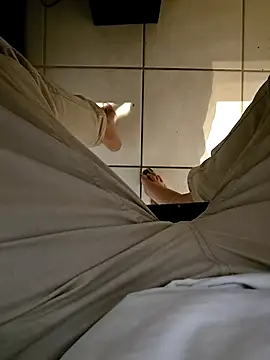 Snapshot of Lorent6969 chatting on October 6, 2025, 8:26 am Lorent6969 online show from October 6, 2025, 8:26 am