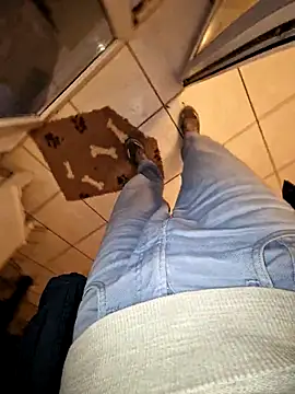 Snapshot of Lorent6969 chatting on March 23, 2025, 5:21 am Lorent6969 online show from March 23, 2025, 5:21 am