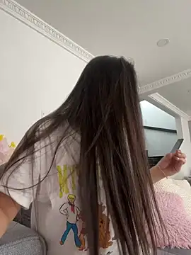 Snapshot of LittleDoll___ chatting on October 25, 2025, 1:45 pm LittleDoll online show from October 25, 2025, 1:45 pm