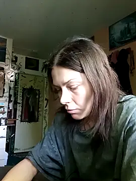 HarleyQuinn 69 online show from May 19, 2026, 2:35 pm