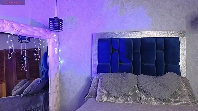 ashley brend online show from October 4, 2025, 9:38 pm