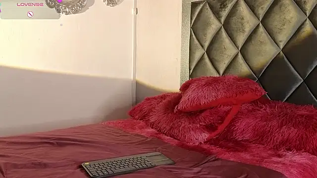 Snapshot of ashley_brend chatting on February 25, 2026, 9:36 pm ashley brend online show from February 25, 2026, 9:36 pm