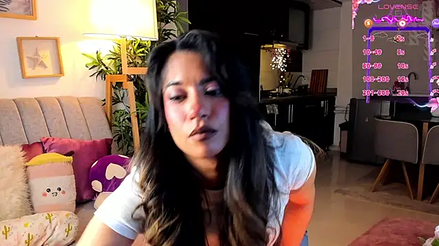 Snapshot of Issa_cooper chatting on September 28, 2025, 3:46 am Issa cooper online show from September 28, 2025, 3:46 am