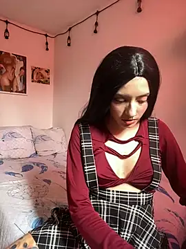 LiliJones  online show from March 3, 2025, 5:31 pm