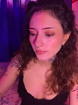 LiliJones  online show from September 22, 2025, 2:12 pm