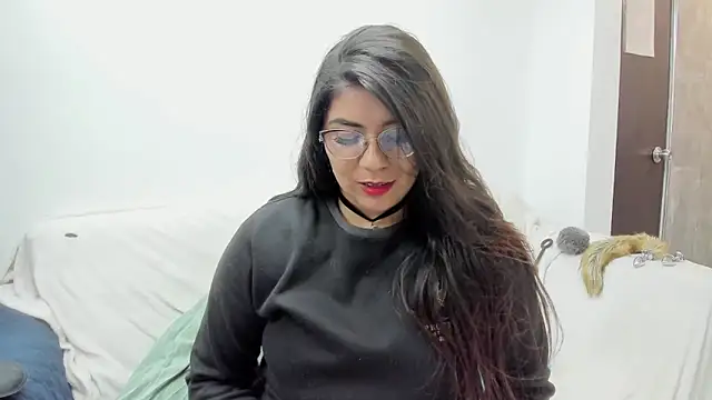 Snapshot of Luna_Dumont chatting on September 20, 2025, 11:26 am Luna Dumont online show from September 20, 2025, 11:26 am