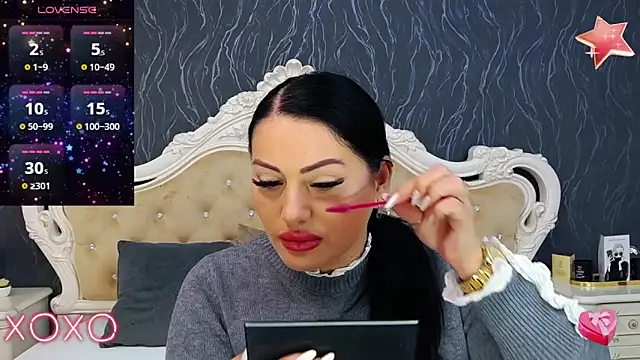 Lauren Saint online show from February 6, 2025, 8:50 am