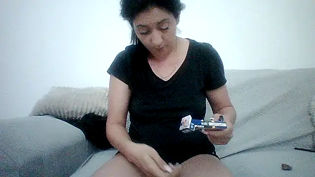 Snapshot of davenmichelle00 chatting on July 7, 2026, 3:04 pm davenmichelle00 online show from July 7, 2026, 3:04 pm