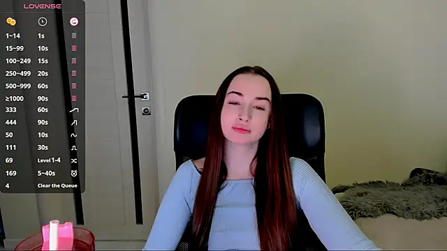 Snapshot of Kimmberr chatting on November 11, 2025, 3:56 am Kimmberr online show from November 11, 2025, 3:56 am