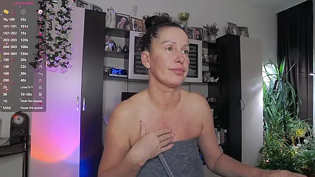 SheilaRyan online show from February 23, 2026, 4:47 am