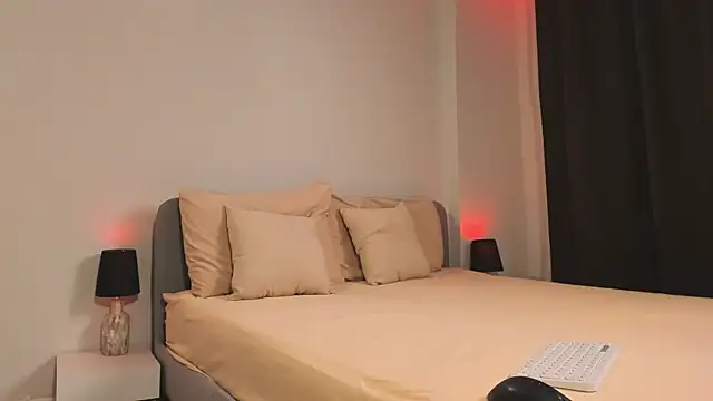 ShySara online show from October 2, 2025, 4:32 pm