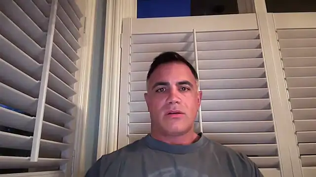 Bad daddy21 online show from October 21, 2025, 1:32 pm