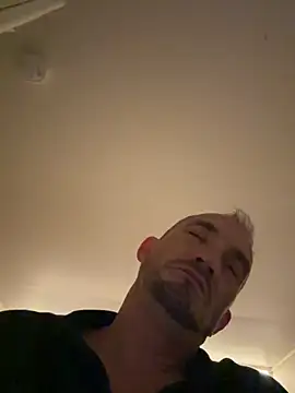 Snapshot of Denislamalice34 chatting on September 14, 2025, 12:00 am Denislamalice34 online show from September 14, 2025, 12:00 am