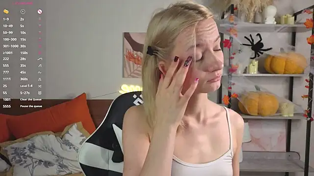 IdaValenti online show from November 15, 2025, 11:09 pm