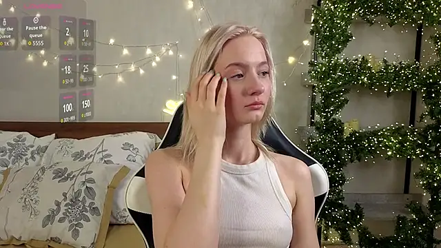 IdaValenti online show from March 7, 2026, 11:10 pm