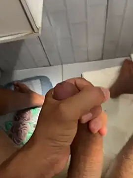 Snapshot of evertonxavier26 chatting on February 12, 2025, 12:33 pm evertonxavier26 online show from February 12, 2025, 12:33 pm