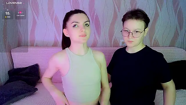  crazy baby  online show from October 27, 2025, 7:15 pm